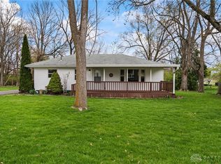 54 Sawmill Ln, New Lebanon, OH 45345