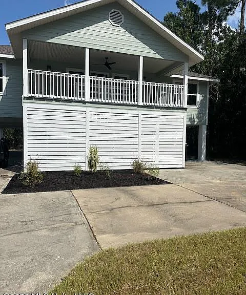 113 Forest St — Photo 3