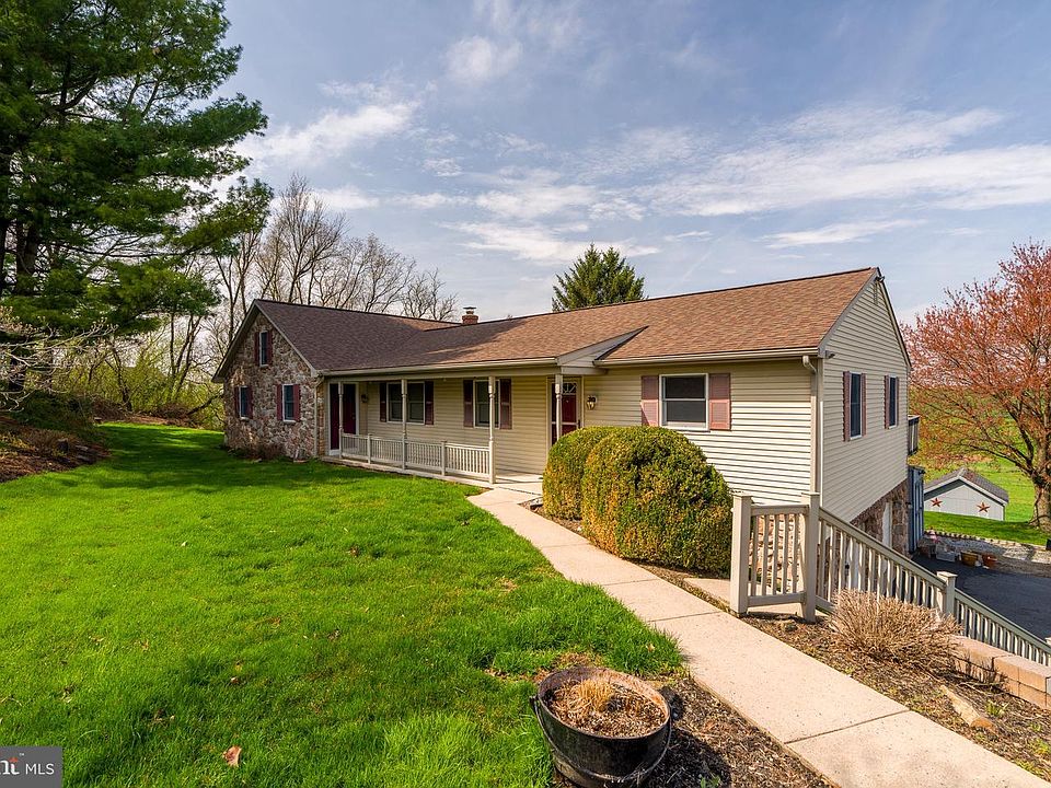 1st image of 499 Windy Tor Rd