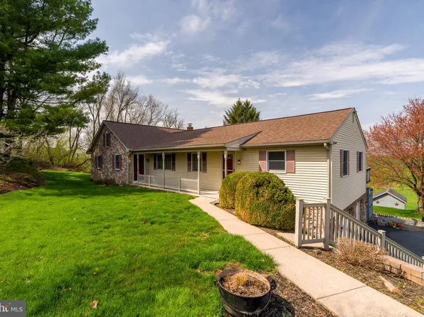499 Windy Tor Rd, Bird In Hand, PA 17505