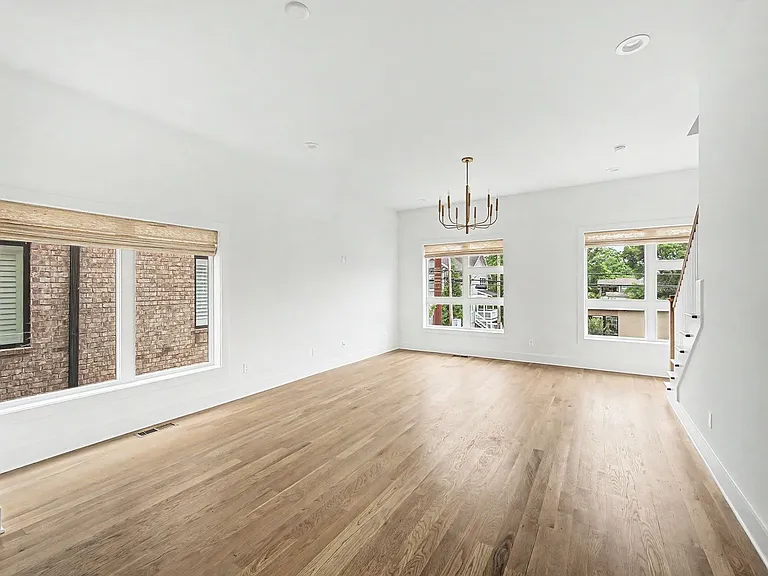 532 Southgate Ave — Photo 11