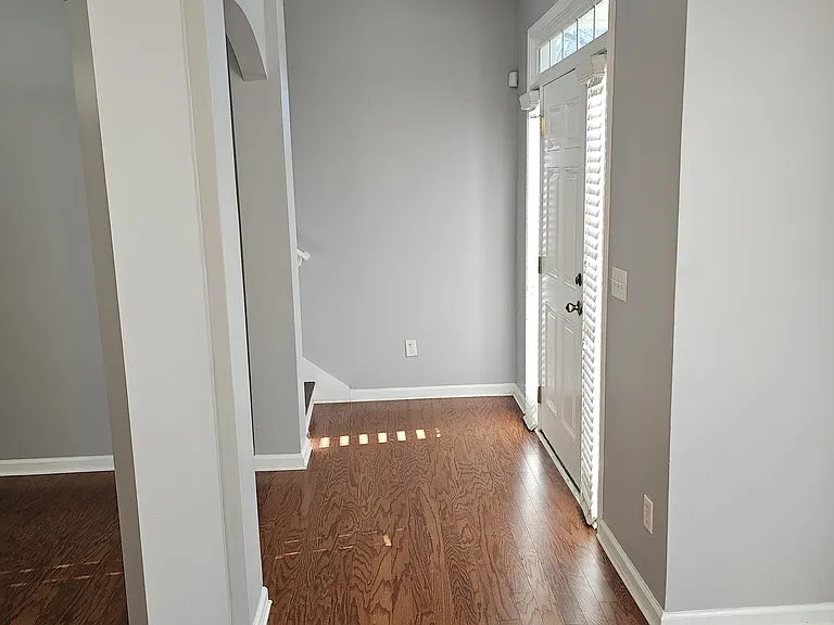 5445 Festival Ave — Photo 8