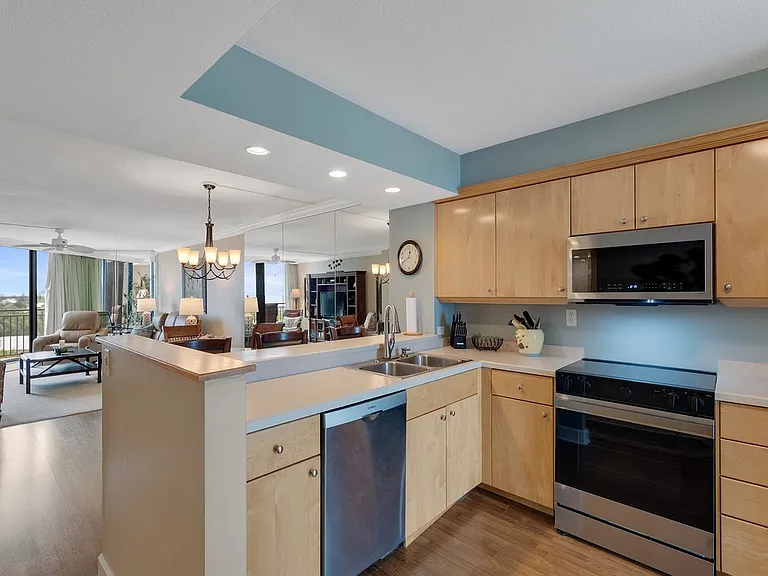 1480 Ocean Dr #5G — Photo 10