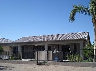 4th image of 2415 E Santiago Trl