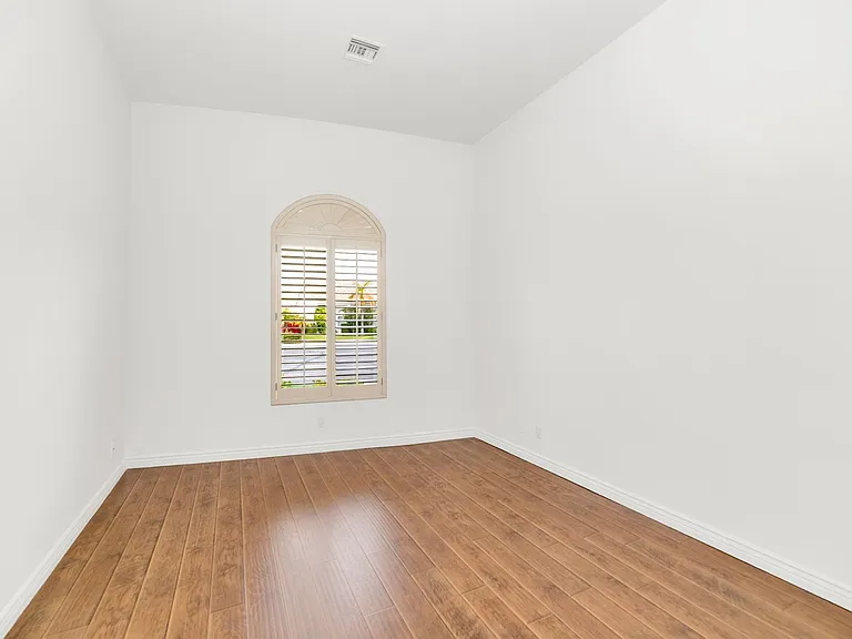 11139 E Cannon Dr — Photo 20