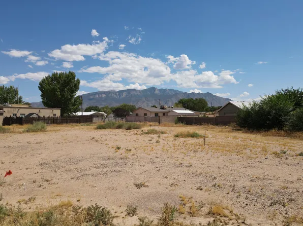 602 Avenida Encantada, Bernalillo, NM 87004