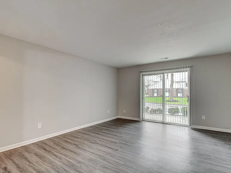 The Lenox Apartment Homes — Photo 56
