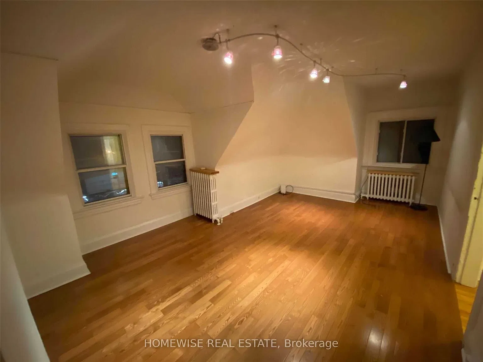 1 bed, $2,295 — Photo 3
