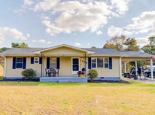 1075 Boss Rd, Chickamauga, GA 30707