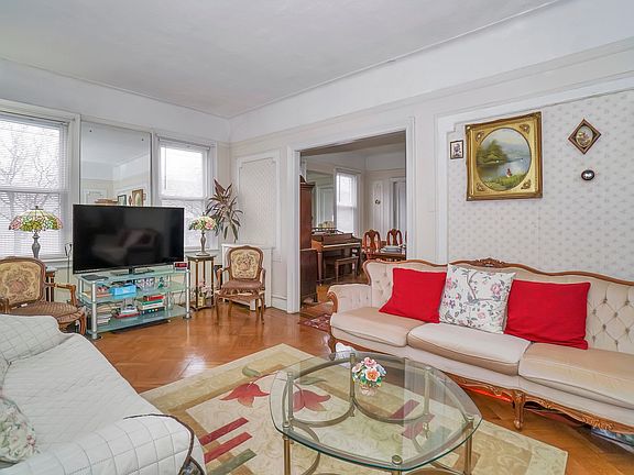 4th image of 8265 160th St