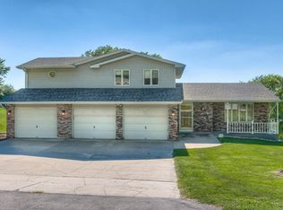 15514 Copper Ln, Council Bluffs, IA 51503