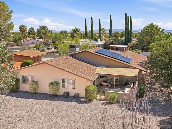3rd image of 2566 INVERRARY Drive