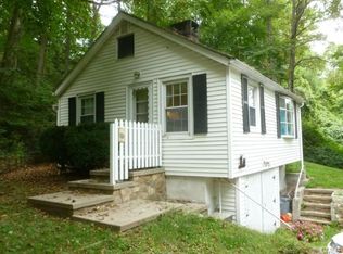 20 Hi Barlow Rd, Newtown, CT 06470