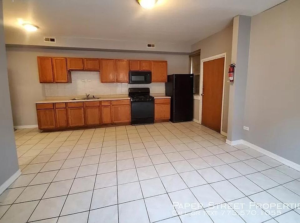 1st image of 4740 W Jackson Blvd #3W