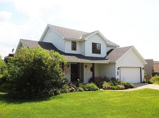 199 Harvest Way, Hartland, WI 53029