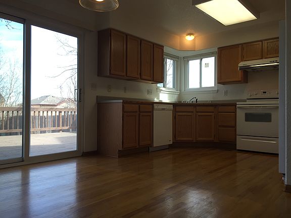 2nd image of 1284 S Weldona Ln