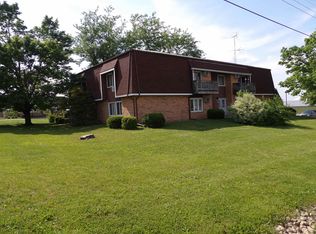 875 N Birch Dr, Lena, IL 61048