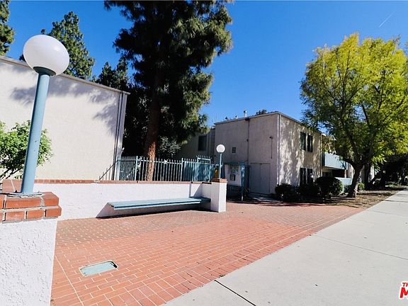 3rd image of 5700 Etiwanda Ave Unit 161