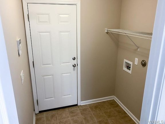 4th image of 18354 Peyton Ln