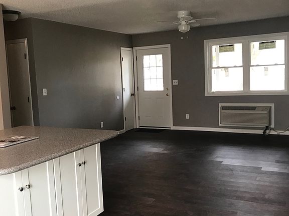 3rd image of 1204 Gadwell St