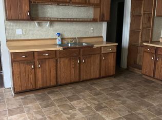 7209 Rathbun Ave, Cleveland, OH 44105