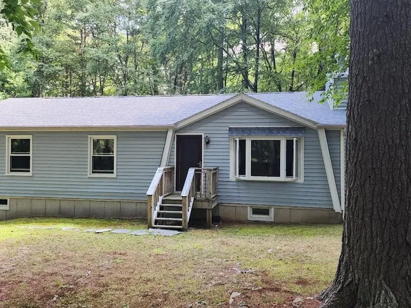 115 Chinkapin Dr, Milford, PA 18337