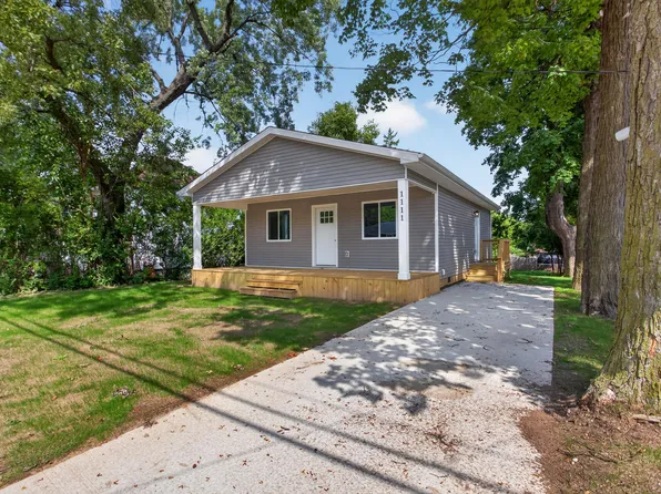 1111 Lansing Ave, Jackson, MI 49202