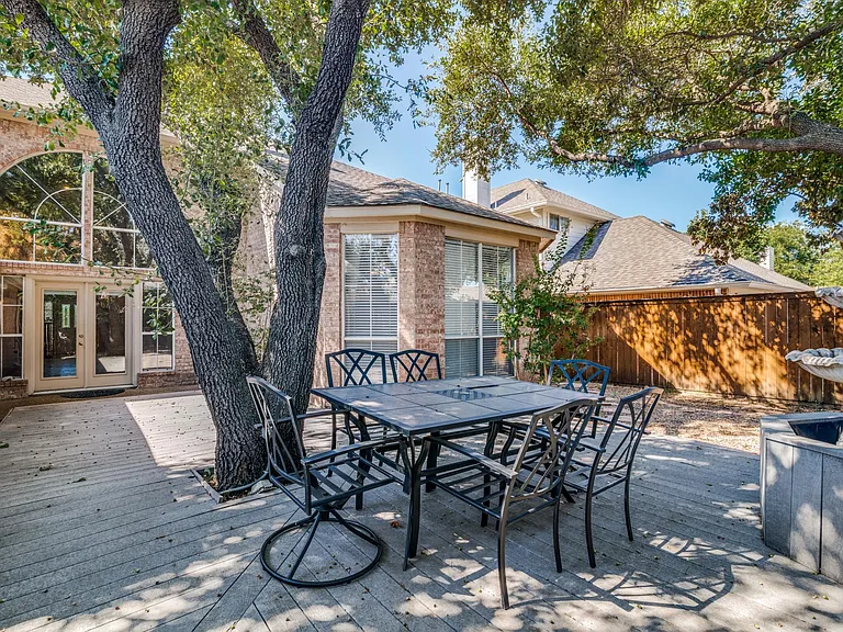 6217 Palomino Dr — Photo 35