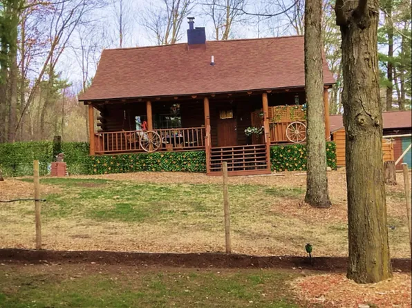 N2304 Doering Dr, Merrill, WI 54452