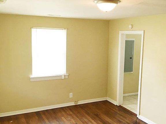 2nd image of 532 Westwood Blvd NW #532WESTWOO
