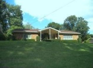 3854 Springfield Dr, Memphis, TN 38128