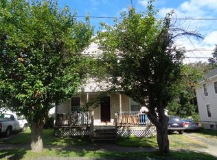 13 Warfield Pl FLOOR 1, Northampton, MA 01060