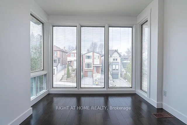 131 Banff Rd — Photo 11