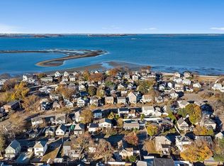 37 Pelican Rd, Quincy, MA 02169