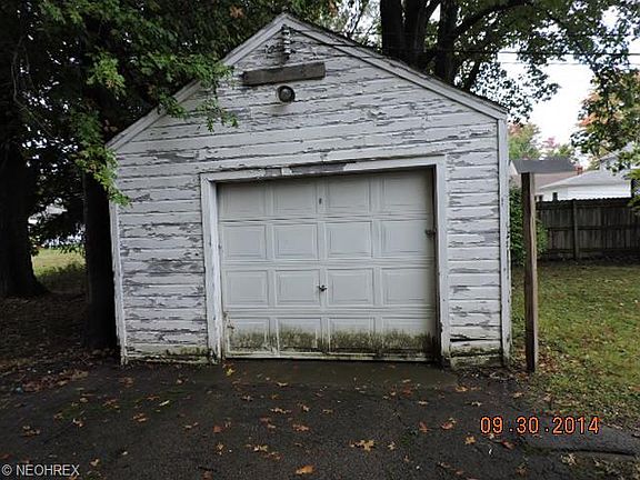 2nd image of 254 Willard Ave NE