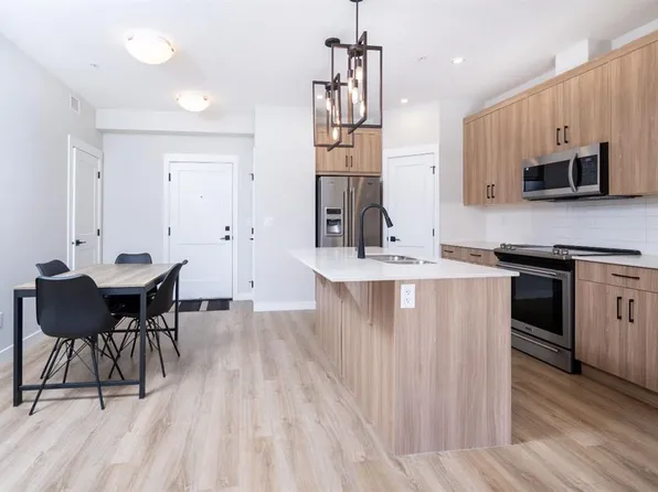 200 E Seton Cir SE #3110, Calgary, AB T3M 3N8