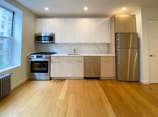 649 Argyle Rd #4, Brooklyn, NY 11230