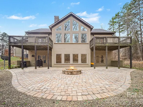 1560 Shinnville Rd, Cleveland, NC 27013