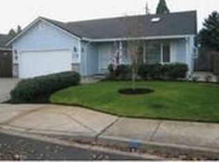 942 Hazelnut Ln, Springfield, OR 97478