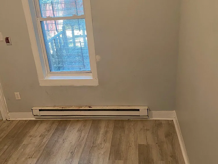 7022 Woodland Ave #A — Photo 10