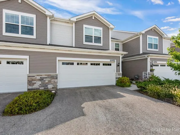 1052 Moraine Dr, South Elgin, IL 60177