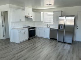 1117 W Benson Ave, Ridgecrest, CA