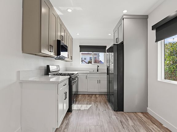 5th image of 2511 Pennsylvania Ave #6