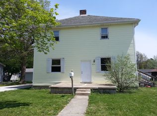 533 N East St, Tipton, IN 46072