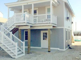 28 W Jeanette Ave, Brant Beach, NJ 08008