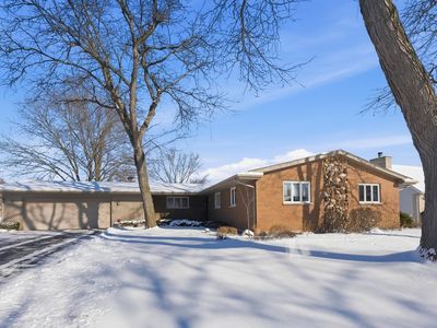 2026 E Maple St, Crete, IL, 60417