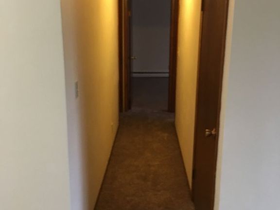 4th image of 171 S Royal Ave
