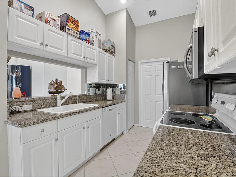 7470 Chorale Rd — Photo 10
