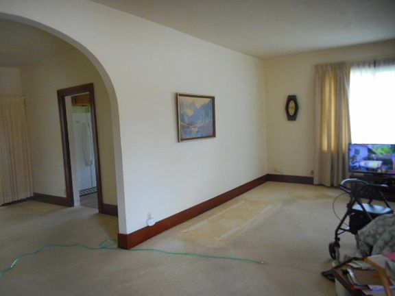 Large Living Room & D.R.