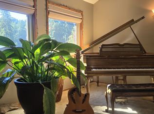 1215 Swiftshore Cir, West Linn, OR